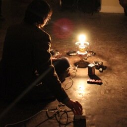 Artist making noises and chatting to people about sound, play and politics. Part of @thickear