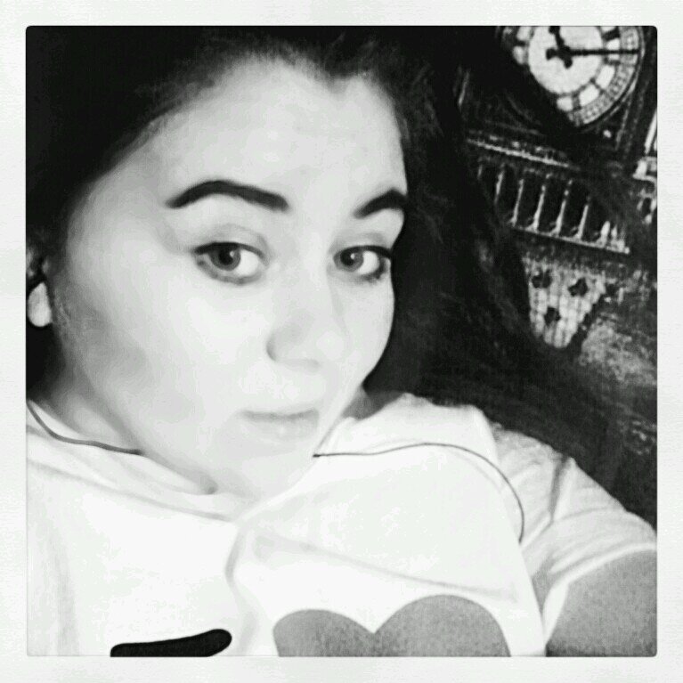 going to see 1D with my mum on friday 30th may 2014 etihad stadium manchester :)