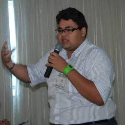 Louco, desajustado, rebelde, Vejo as coisas de forma diferente. Não curto regras nem respeito o status quo. Vc pode discordar, caluniar, mas não pode me ignorar