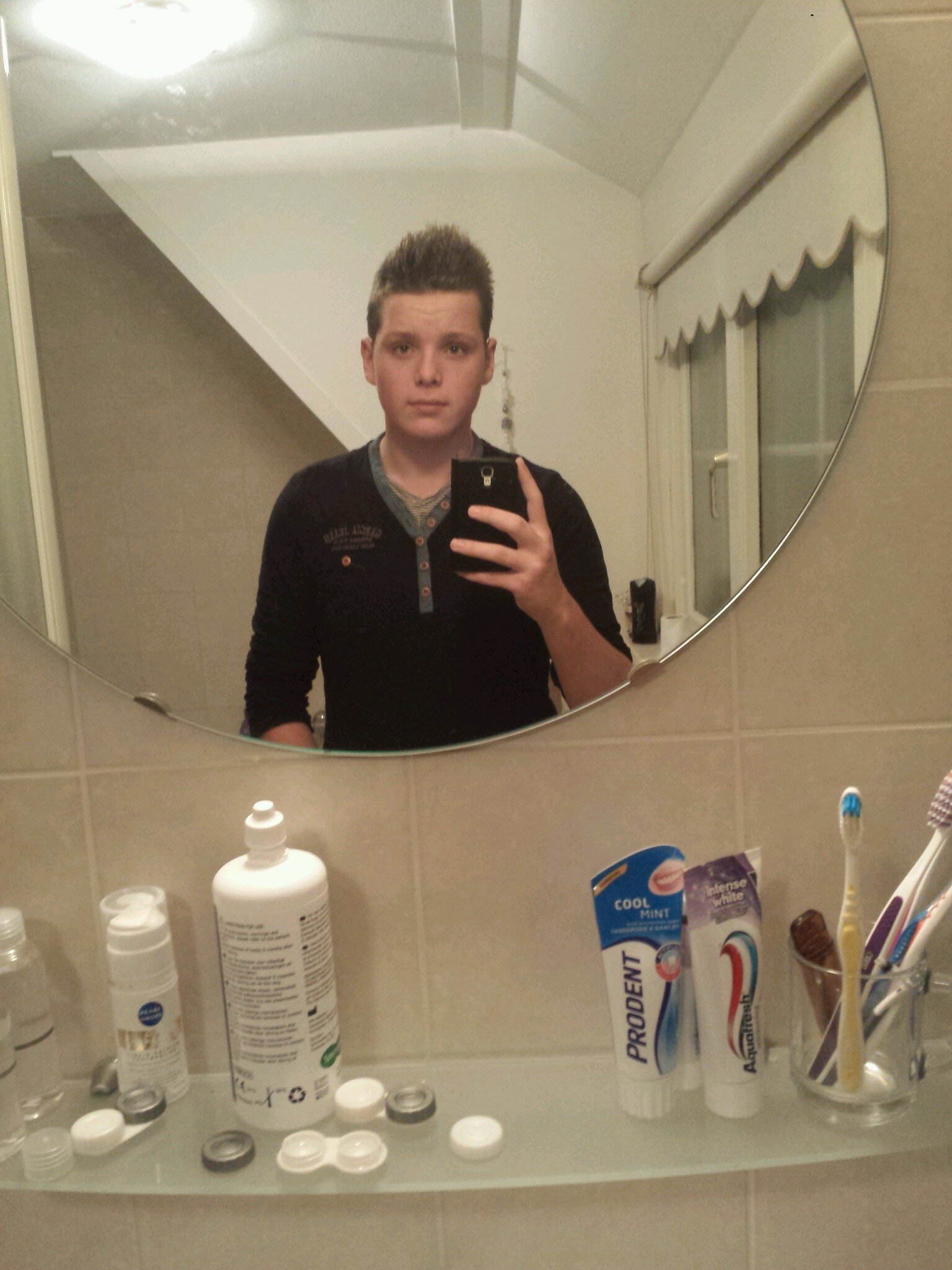 3B || IJVV C4 || PS3: Gercoo || FIFA 13 || Voetbal || twitter || vrienden || AFC Ajax Amsterdam || Music 3 ||
