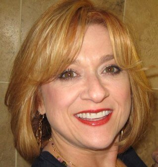 MelodyHHughes's profile picture. ❤God, Matt, 3 redheads! #Neora #Enterpreneur #HappinessAmbassador https://t.co/eQL3PodH98  https://t.co/gYX88CwrvO