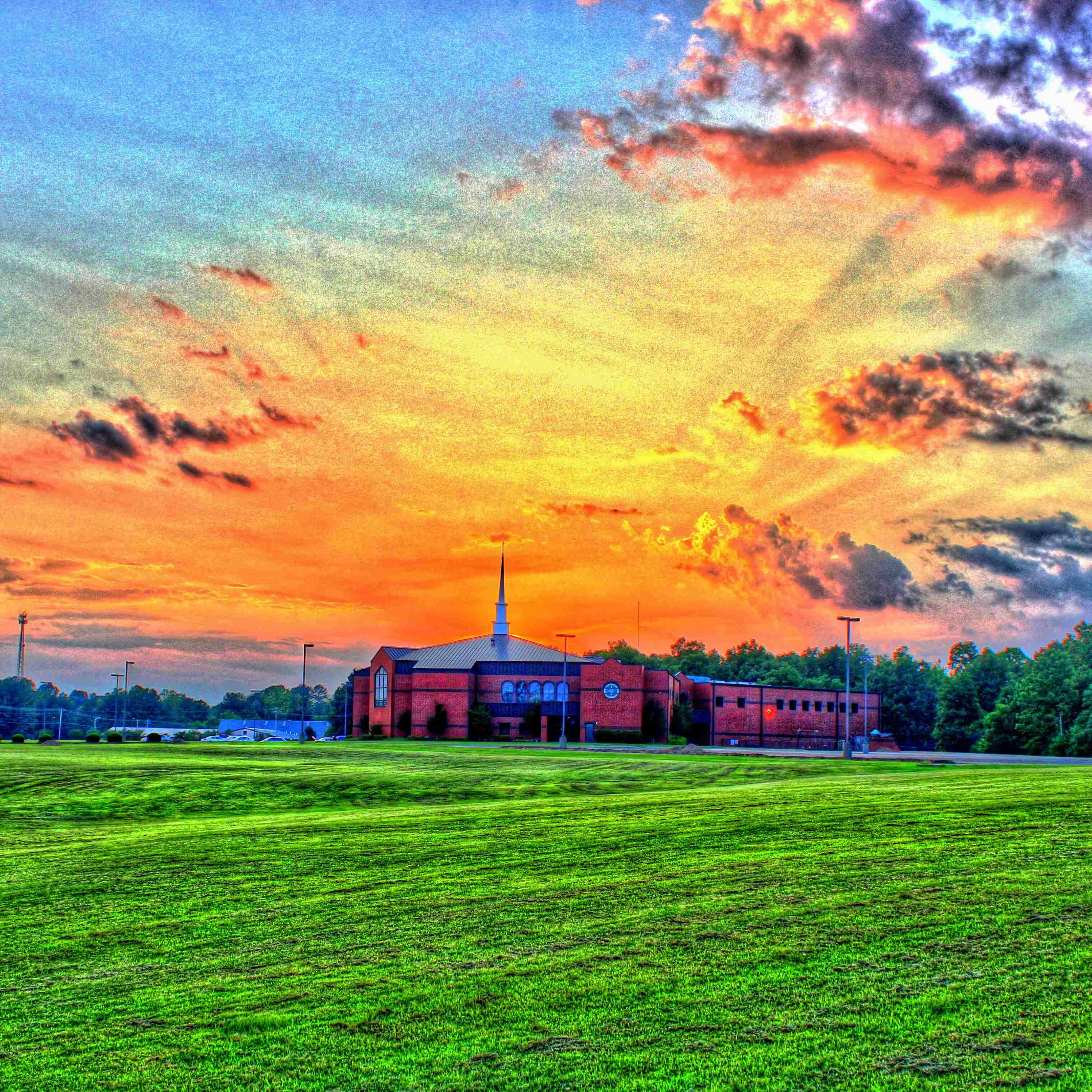 LensForward's profile picture. A view of my World with my Lens Forward. Ag is in my blood, but not my job description.

http://t.co/DubCtA2tjd