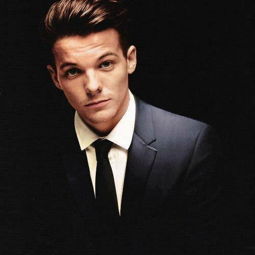 Follow @1D_Forever37 and @3D3Lx please! ;)