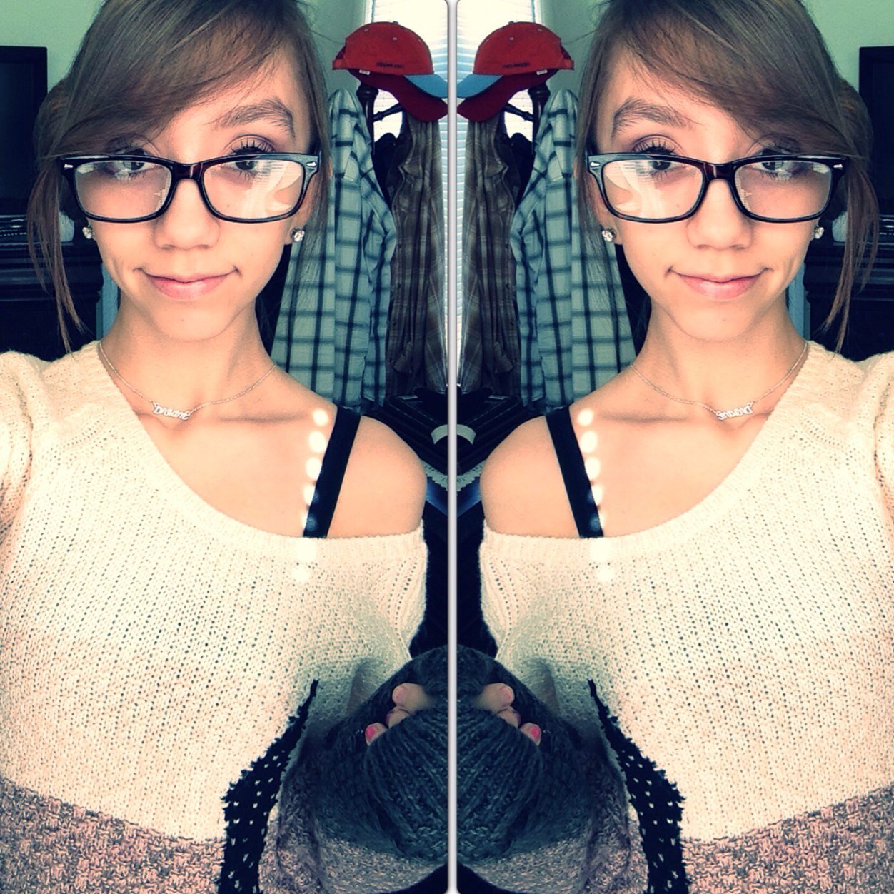 Juliayvette's profile picture. 