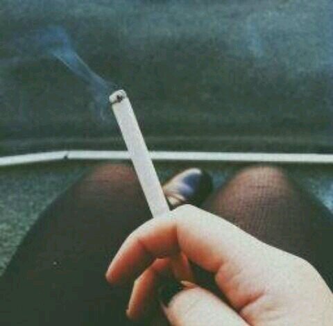 ' tan cerca y a la vez tan lejos de ti ' SEX WEED LOVE