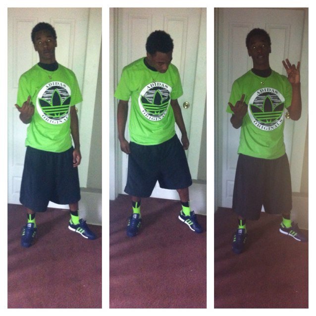 I Aint In To Spending My Profit , I Let My Racks $tack