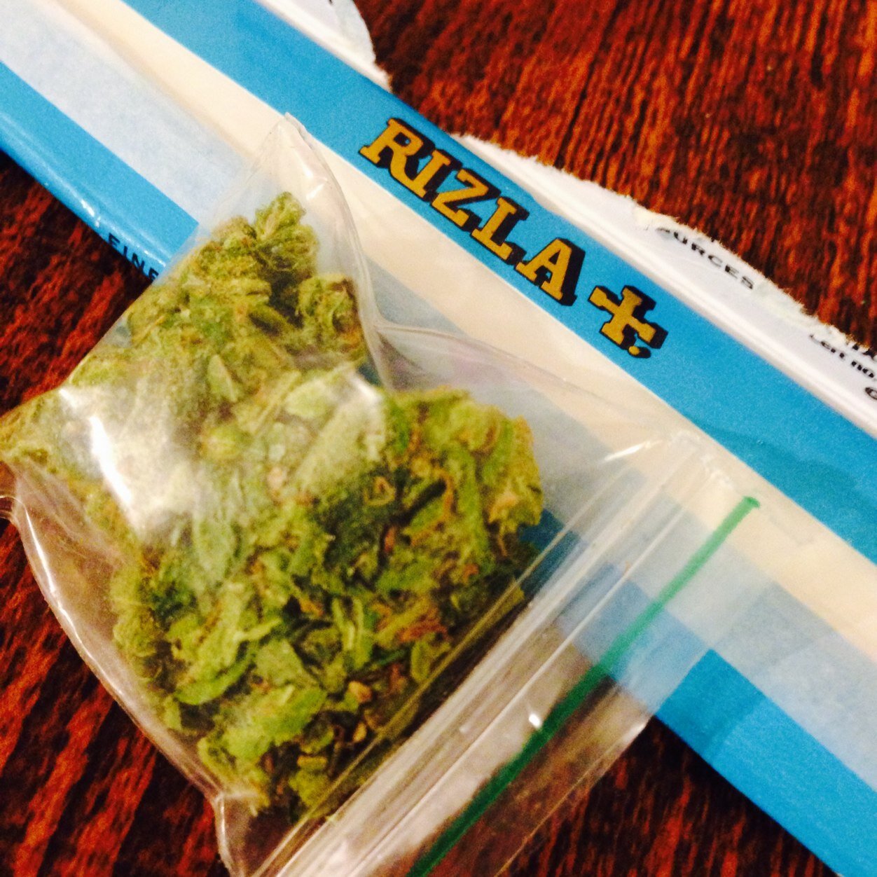 I make music and I smoke weed to chill the fuck out. 
This is a dank bio. #420 #hiphop #chillthefuckout
