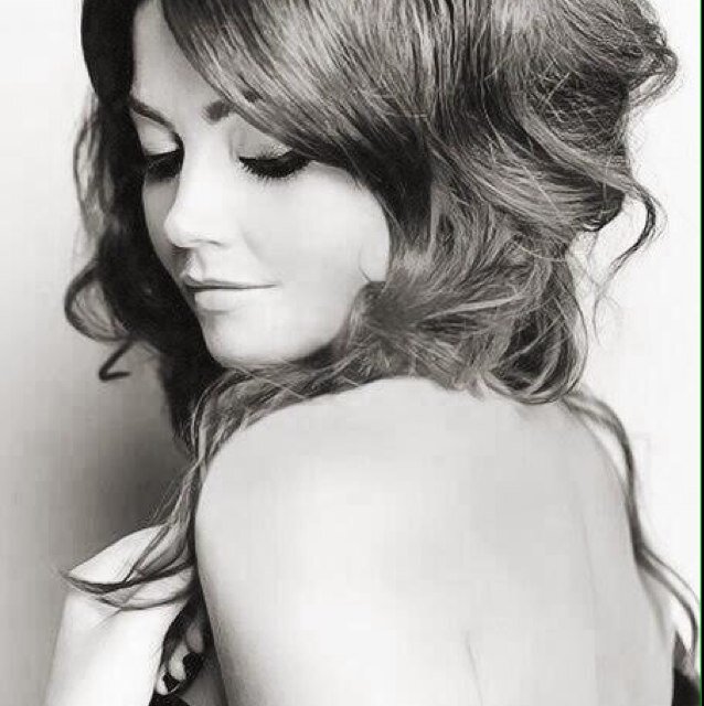 The Impossible Girl. Once an echo, now purely Clara. 
|RP|MV|18+|