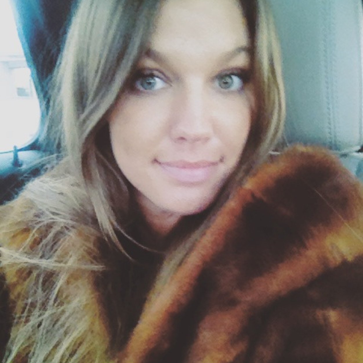 crazy about my husband... music.... family.... nature .... life :) 
i sing so look at my videos on youtube!