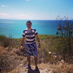 Industrial Engineer 99 %.
 Dios me libre de todo lo que me prive de libertad, paz y placer.
Instagram; auvertvictor