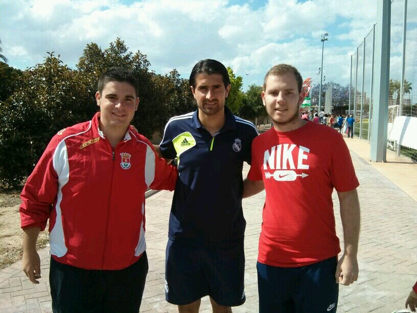 Natural de San Fulgencio, Alicante. Entrenador de fútbol. GSA.