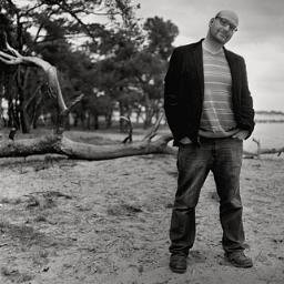 fbfotografie's profile picture. Circular Economy | Scientist (Polymerchemistry) | Photographer | Polaroid | Science Fiction