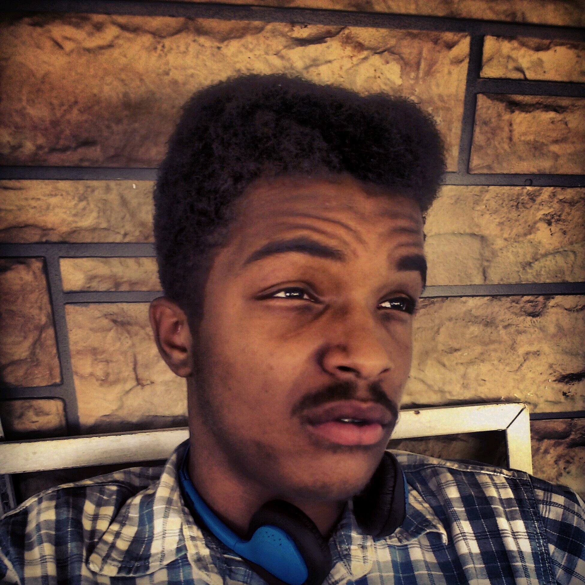 cubiq_d's profile picture. Living life having fun. I love exploring across the world.  Meeting new people , and enjoying life matters. #_WatchMeGrow !