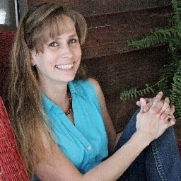 ContentedRhen's profile picture. A goat milk soaper blessed w/ 8 great kids & married to the greatest guy! Did I mention we homestead & homeschool? https://t.co/F8rT90CB2w & TenKFarm