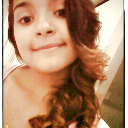 O Mundo é Reall .. As Pessoas Quee São Fallsas ..¬¬