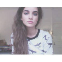 carla_isabella's profile picture. No me sigas aquí, sígueme en mi cuenta @iUnaFeaMas este es un seguidor gratis.