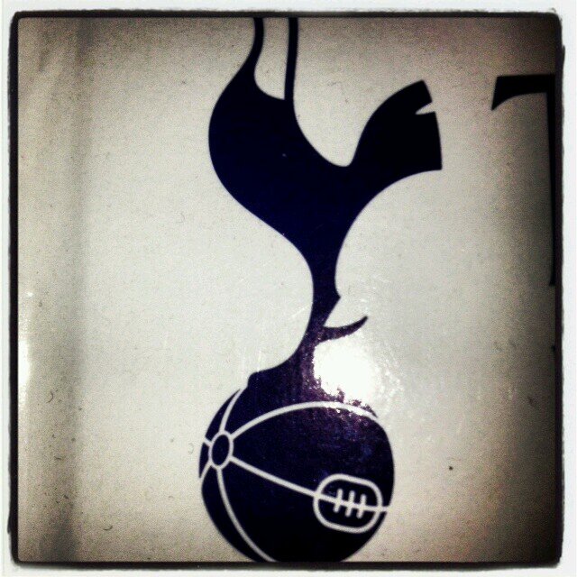 The best goal keeper that never made it. Spurs supporter. Football is my passion