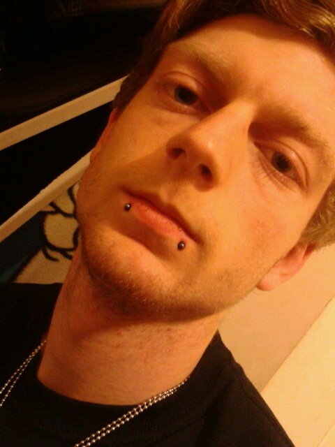 Hi I follow bk