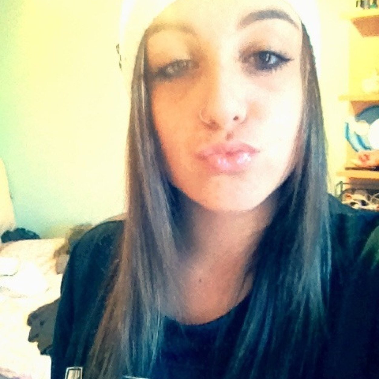 vevveangel's profile picture. Chiedimi quello che vuoi sapere ((: