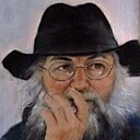 Moлчание проникновеннее мудрых слов, слова фильтруются размышлениями, а молчание сразу проникает в сердце
