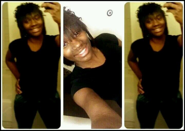 Im in some Real all alone..... FUCK friends I'll ratger Stack Bands..... FUCK you I'll knock down ya Mans!!!    Follow Me On Ista @nikee_frmda3