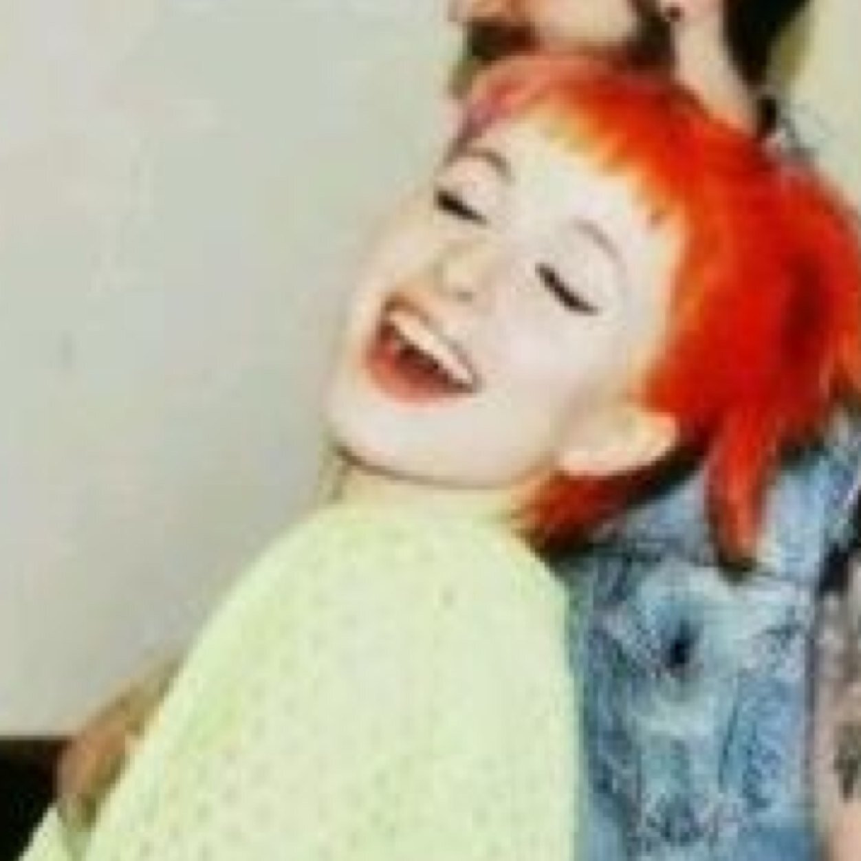 Follow @ST0PTHISSONG not this account. (Also free follow cause ur cute)