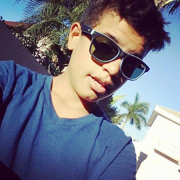 Andrey_Floriano's profile picture. Sei lá, só vivo !