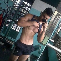 soy un chavo gay soy bueno chupandolo y me llamo jose soy bueno en el sexo etc....!