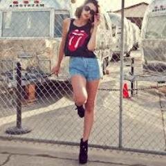 I'm a girl with a broken heart and shattered memories. You can either fix it all up or just leave it there, your choice.