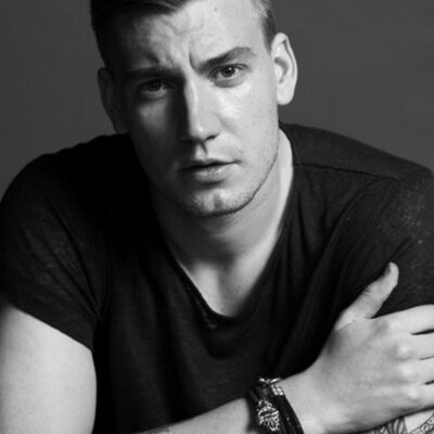 bendtner52_'s profile image
