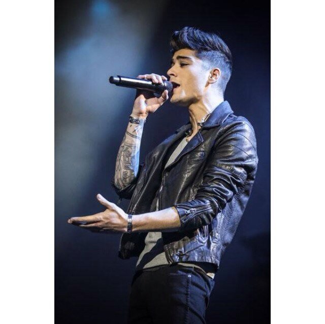 I GAVE YOU FREE FOLLOW SO NOW YOU GO AND FOLLOW @StellinaArthur PLS?!? OR ILL UNFOLLOW YOU!! Ask for follow back :)