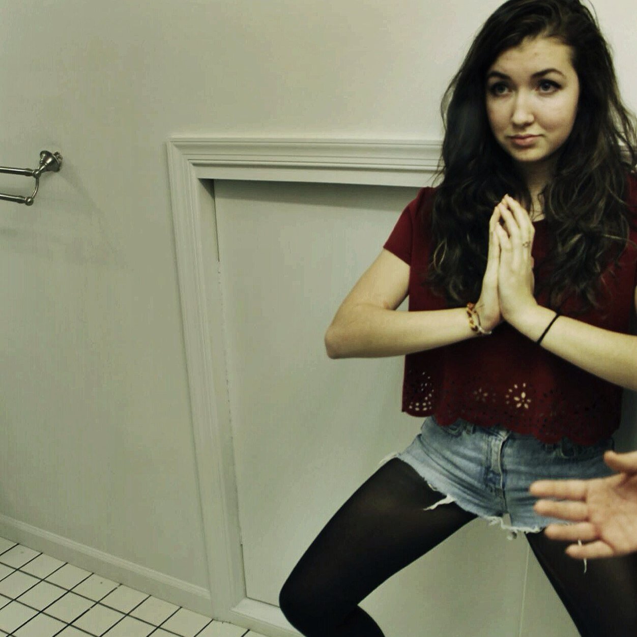 Hi im a lorde look alike and I told john delf i loved him on 6/23/13 :-)