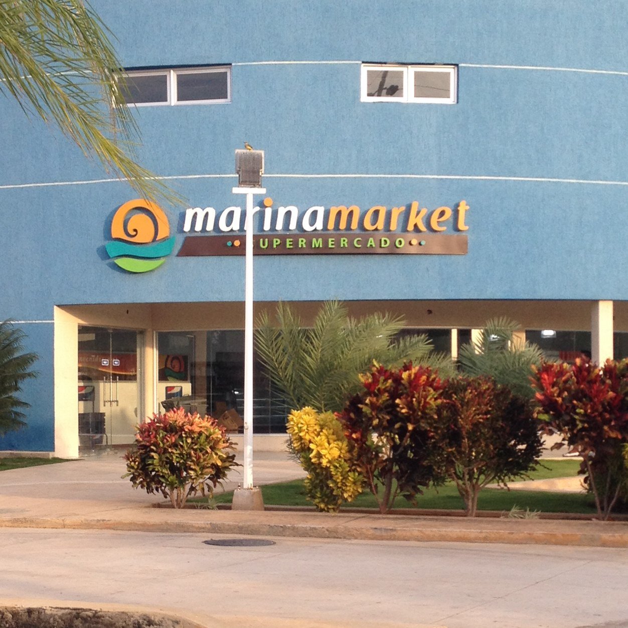 healthylivingli's profile picture. Somos un SuperMarket con productos nacionales e importados variedad en panaderia y charcuteria  ubicanos en Maracaibo/Venezuela CC Flamingo Beach ISLA DORADA