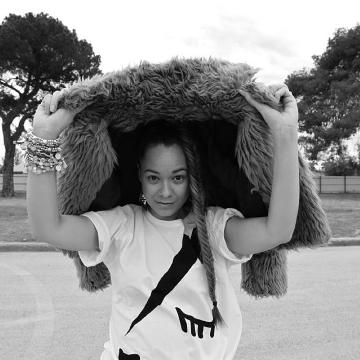 TeeAndTheBones's profile picture. I make fun pop music and wear what ever I like