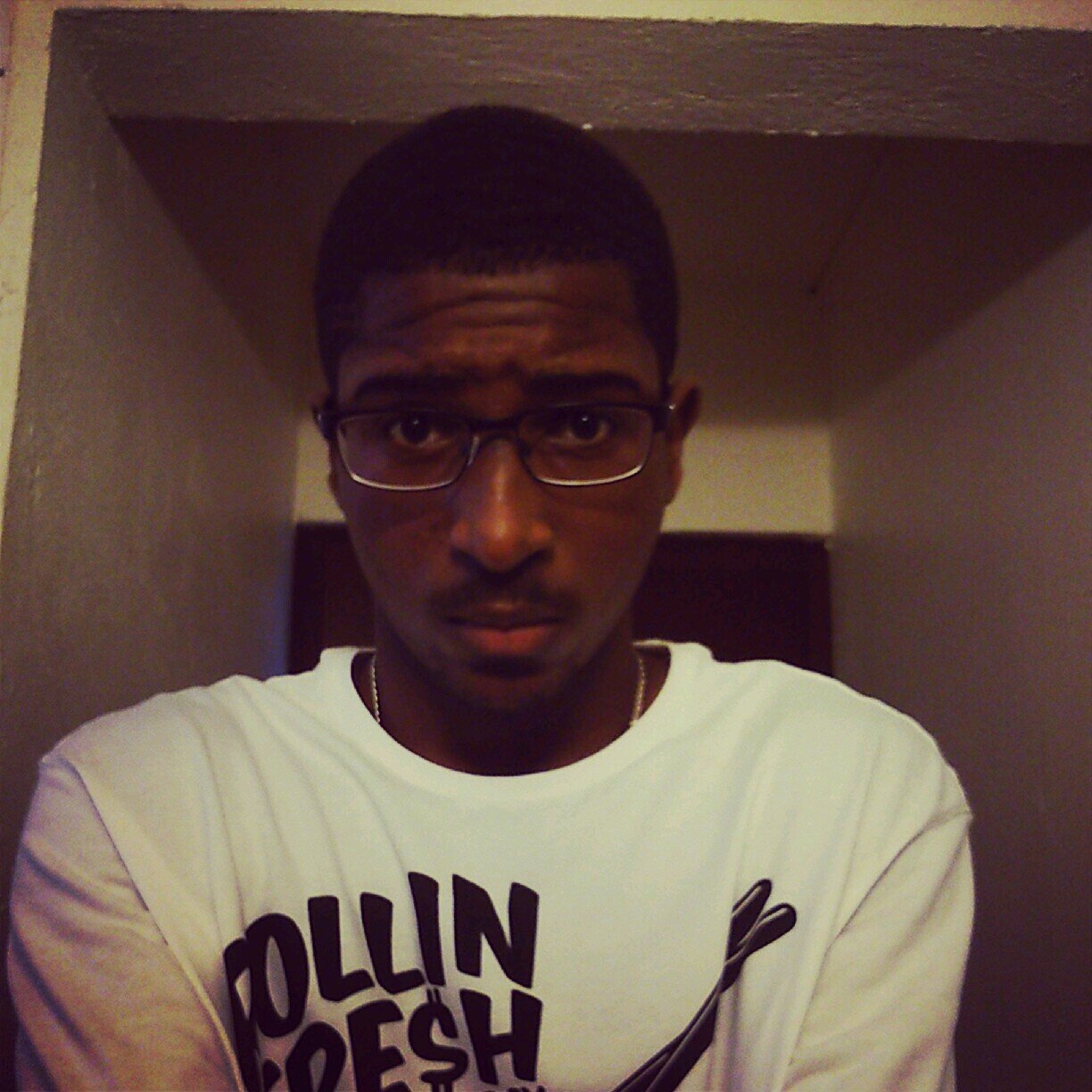J'aimerais mettre mes mains dans mes poches mes j'ai trop d'billey #SwaagManVoice
#MKMRS
Y'en à assez fraté