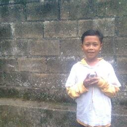 @LiatLangsung follow yah Baang Jangan lupa :D