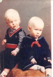 my name is timothy im 26 i am albino