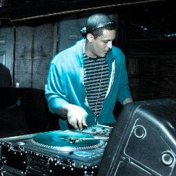 DjSpliit's profile picture. DJ and aspiring chef, cookin up fresh beats.
https://t.co/eKy76HHb94