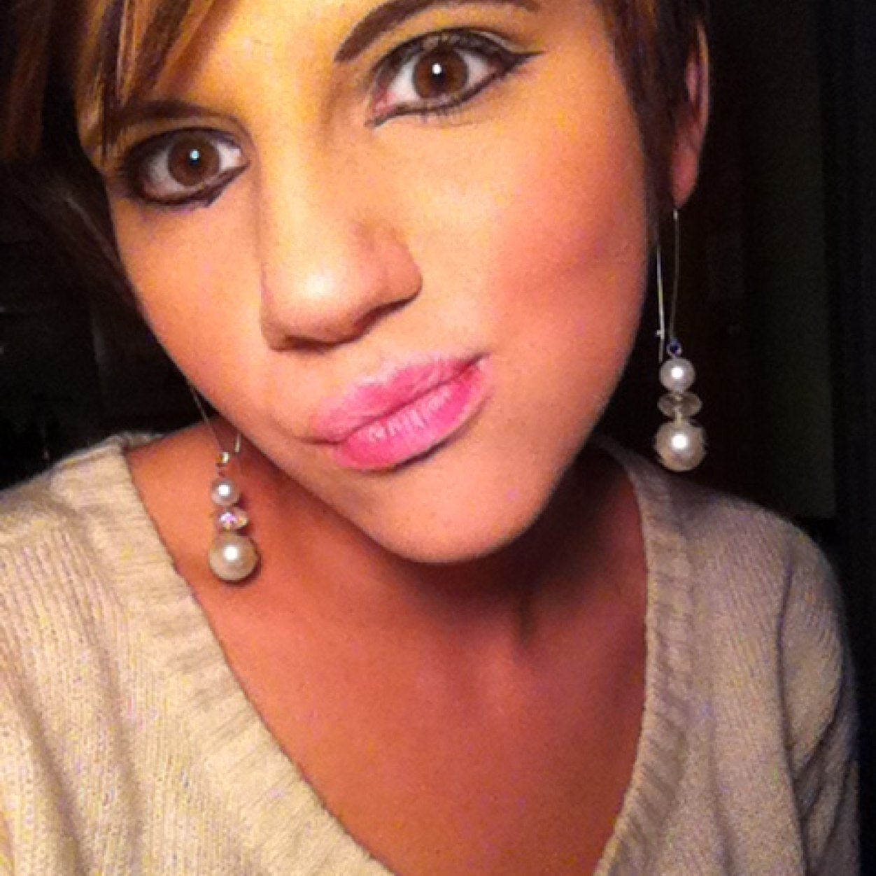 Just a genderfluid individual, I love everything from Bio medical Engineering to history.