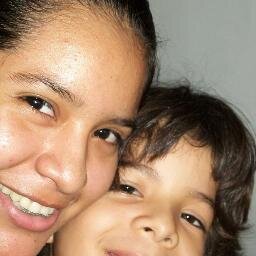 Sonrrie la vida no es facil pero si bonita 1D
 Ecuador