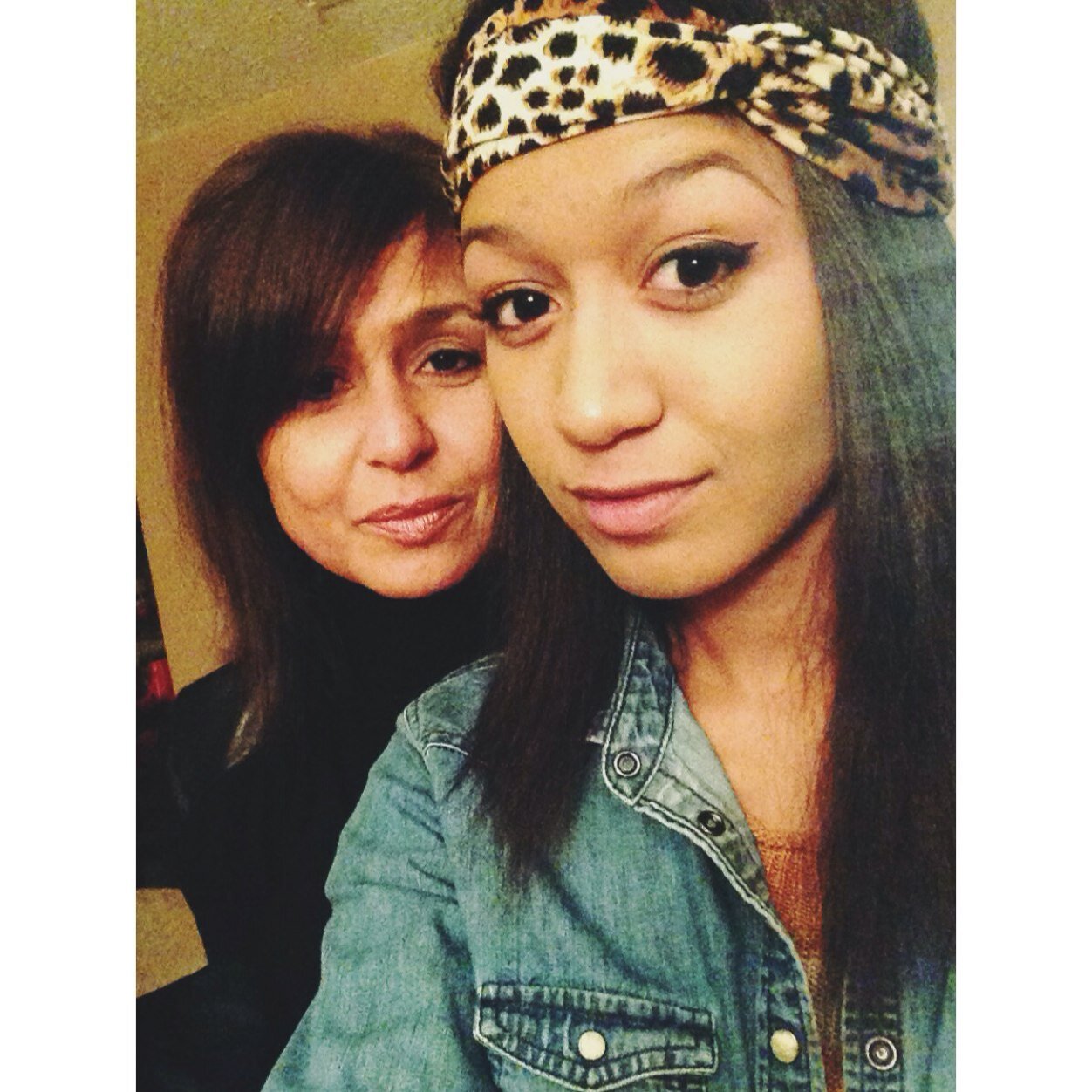 christina_josh's profile picture. Above all, smile and don't lose hope❤️