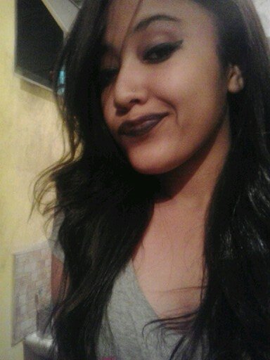 Monster,14anos,amo.. GaGa,I.U.R.D,carros,comida...                              Sonho : correr de bugatti na Europa !! Viva ARTPOP