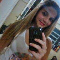 Sou Aquela que não tem medo de adrenalina, e que procura aproveitar a vida ao máximo, sem se arrepender do que fez mas sim do não fez...!