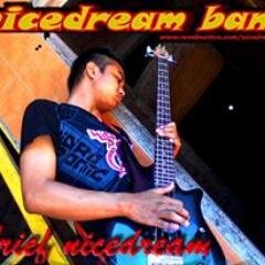 AWicaksoo's profile picture. bass player