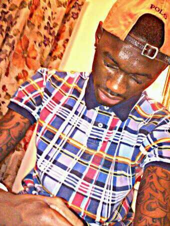 FREESABOO ! C/O2014 TURNUP ! I THINK.I'M THE YOUNGEST FLEXXER OF ALL TIME !    #GOLDMOUTHJUNKIE