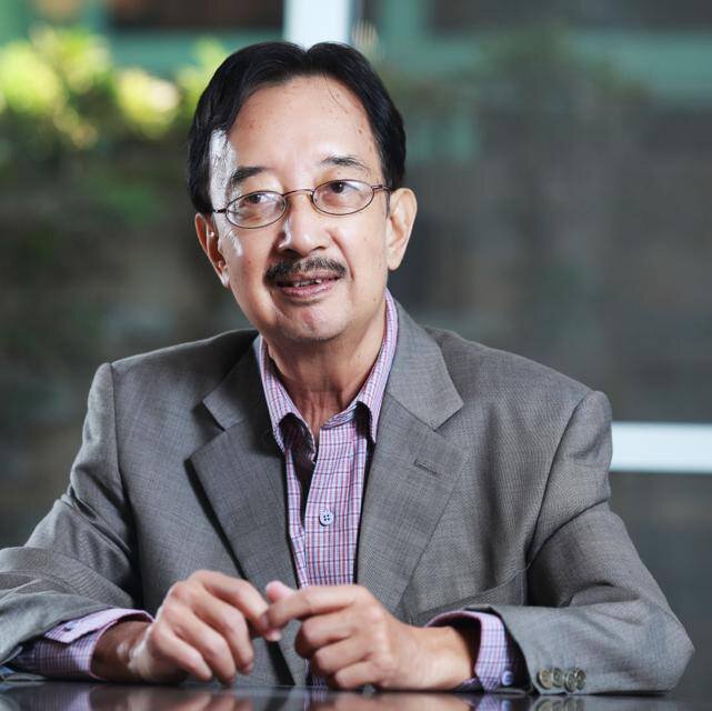 http://t.co/DpWz11LOmd là blog cá nhân của TS. Alan Phan, đăng tải những bài viết phân tích dựa trên kinh nghiệm, kiến thức dưới quan điểm của TS. Alan Phan.