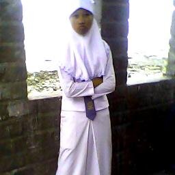 Verliana tris Wandani.27 maret 1998.SMA NEGERI 1 Paciran.Everlasting friend.sone.EXOtic,Shawol