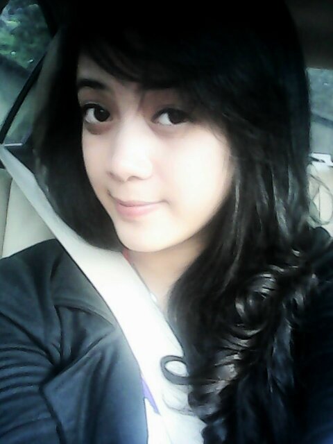 Saya harus sukses ! ☺ amin ||   love is likely to the wind , I can't see it but I can feel it ,
