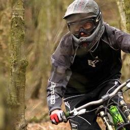 2 wheel tarmac terrorist