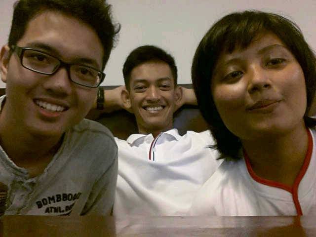 Never Ever Give Up!!! |Telkom'University Adbis E'12| Yogyakarta-Bandung
